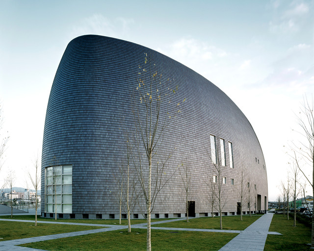 Nara Centennial Hall (1992-98) in Nara, Japan. Photo by Hisao Suzuki
